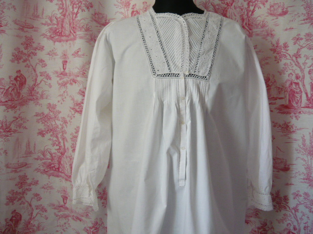 chemise de nuit ancienne blanche